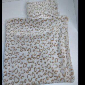 Animal Leopard Cheetah Safari 2 Throw Pillow Covers 18"x18" by Fiber House ( F1)